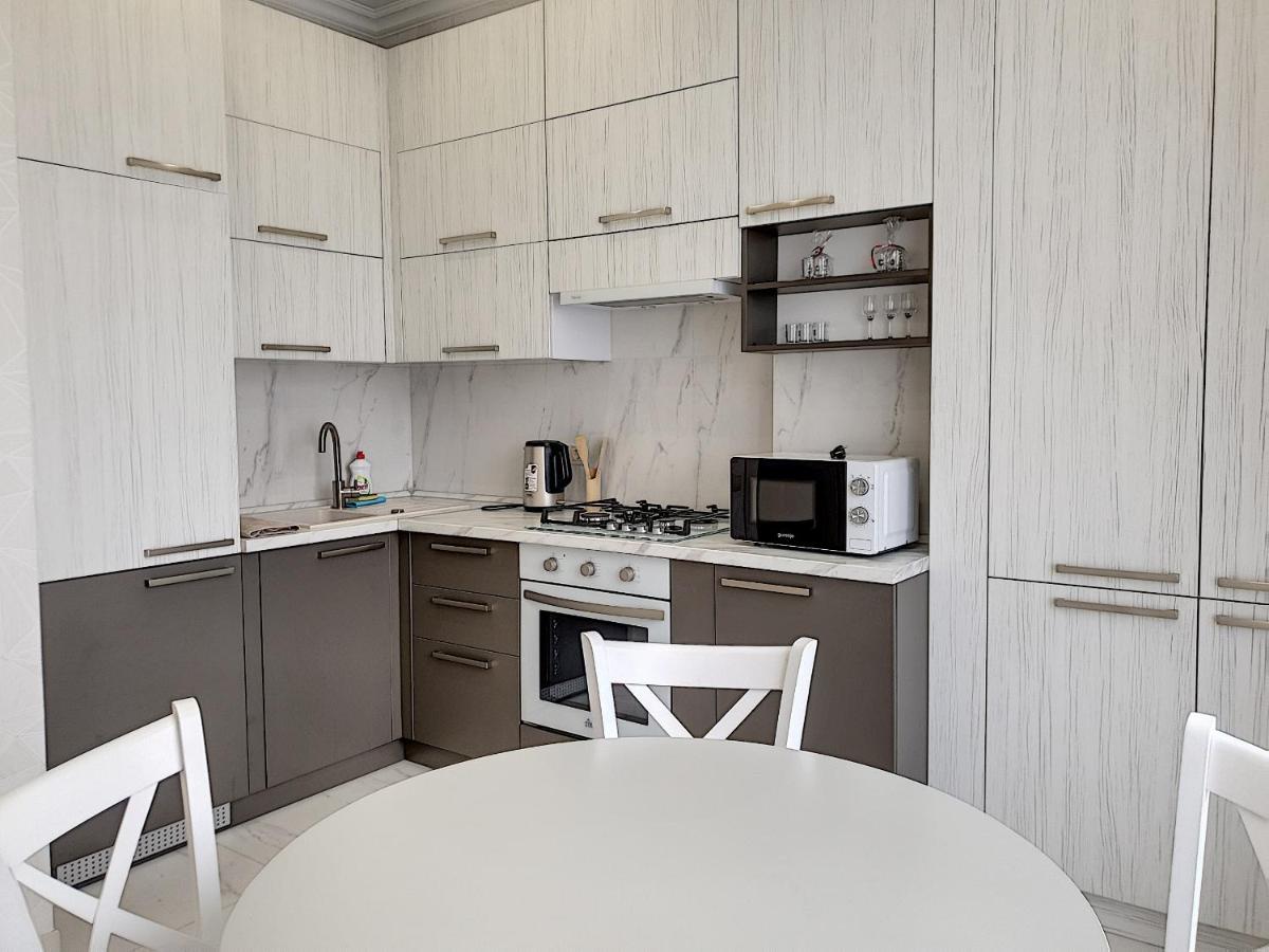 Sky House, View-Comfort and Style. - Housity