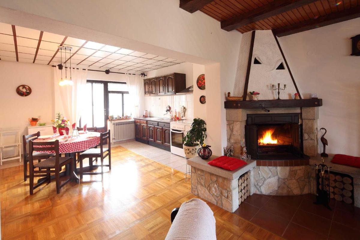 Apartment Šume Pjevaju - Housity