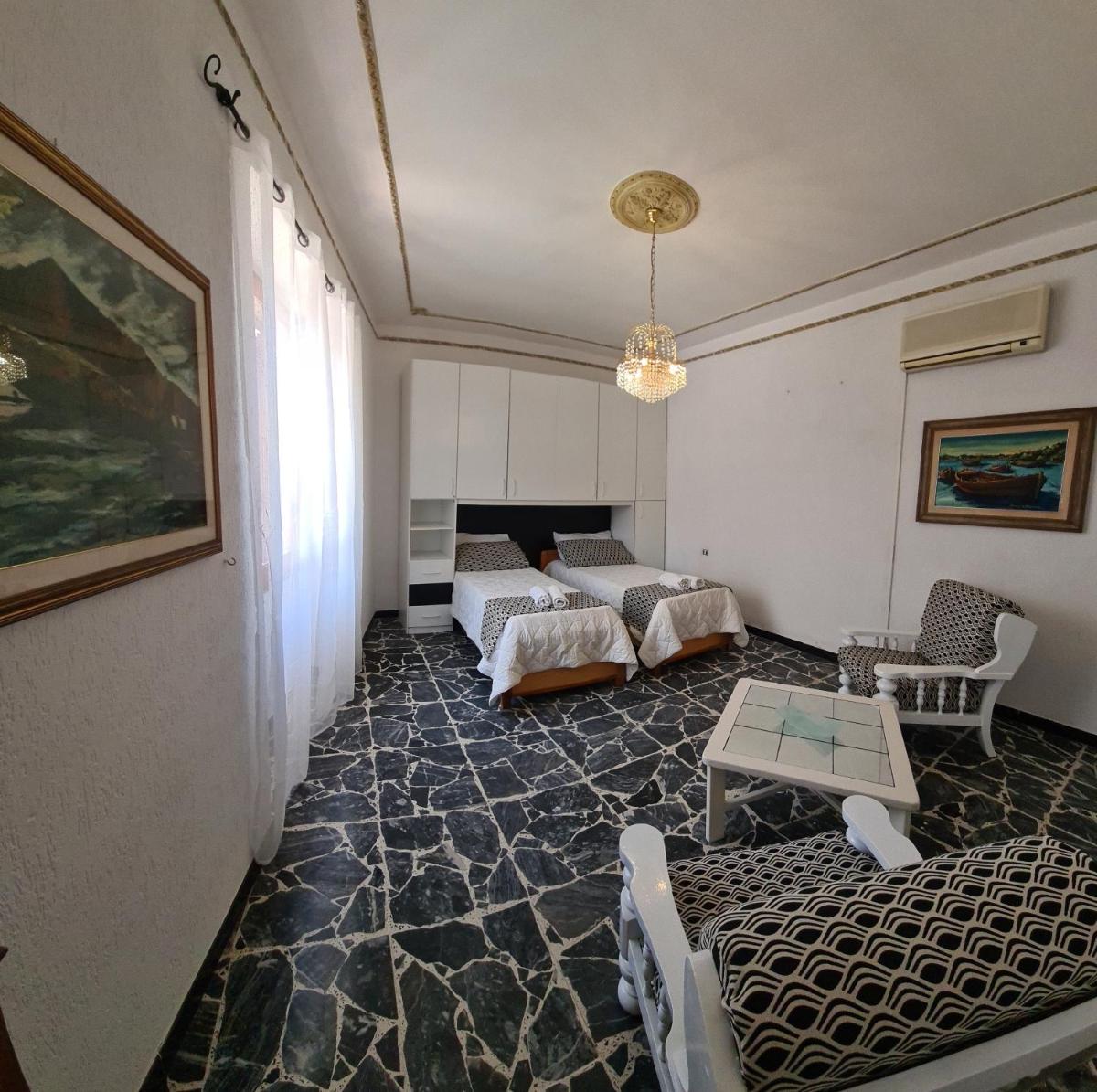 La casa dei gigli - Housity