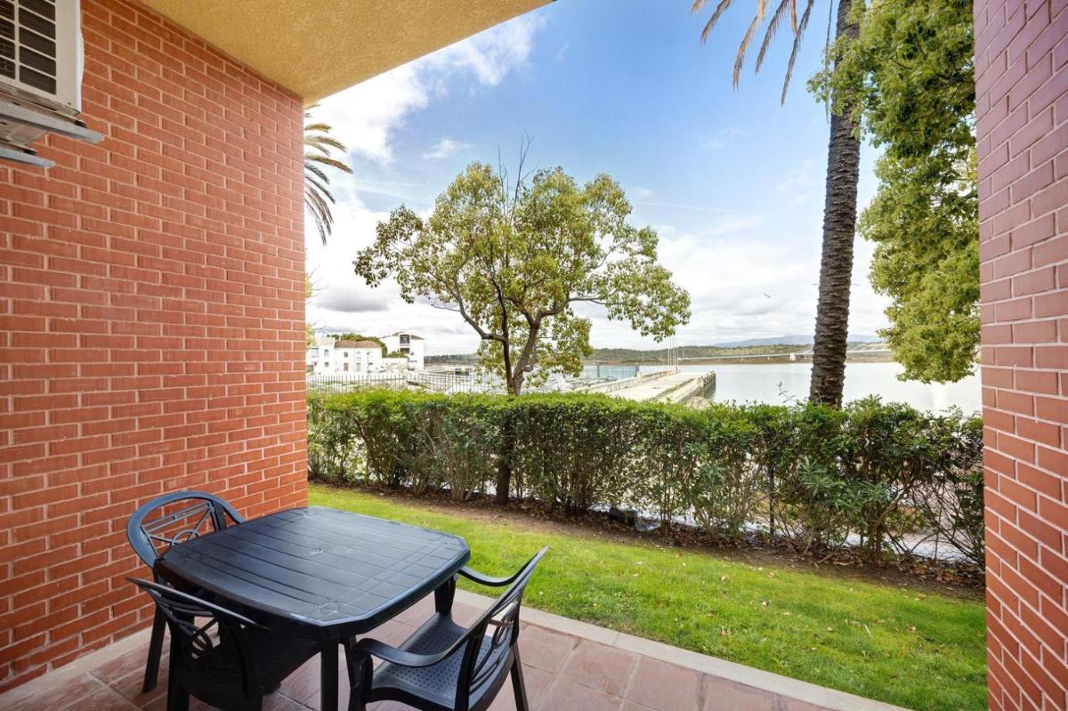 BOCA DO RIO - Apartamento 109 - Housity