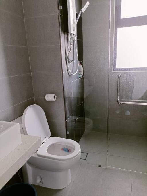 The CLIO 2 residences, beside ioi city mall, opposite hospital Serdang, beside Uniteen and UPM, Putrajaya - Hizvo
