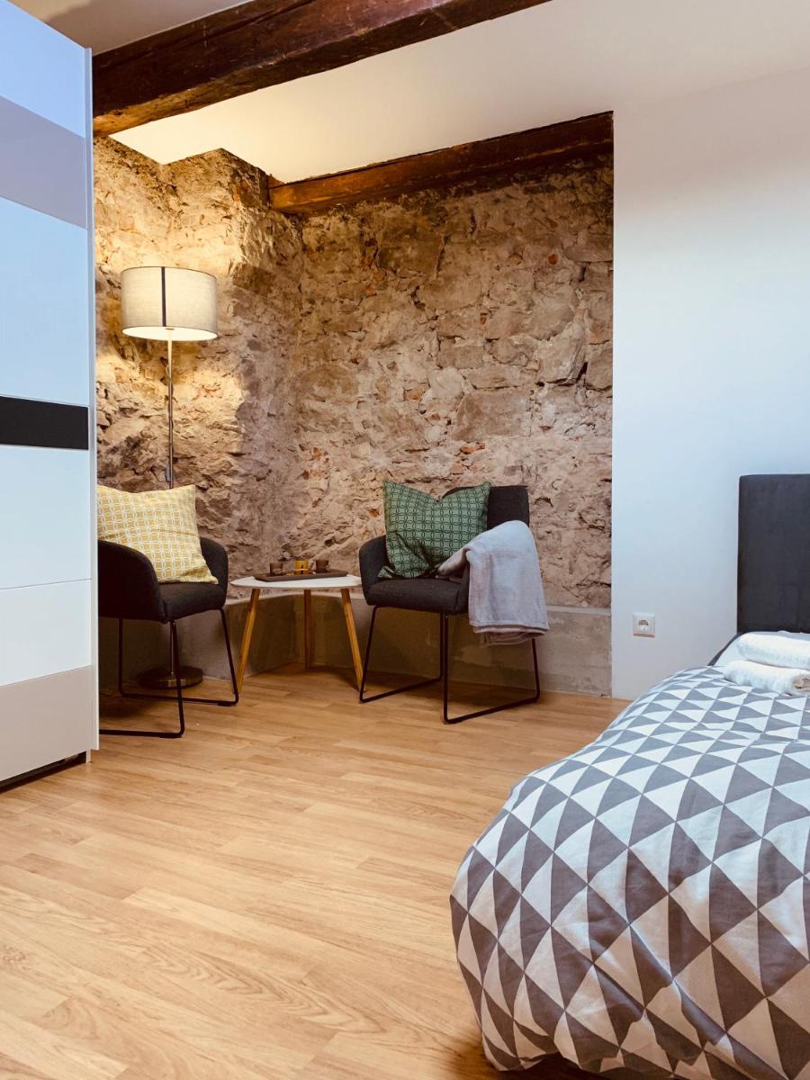 FELIX LIVING 1, Modern & cozy, Netflix, Smart TV - Housity