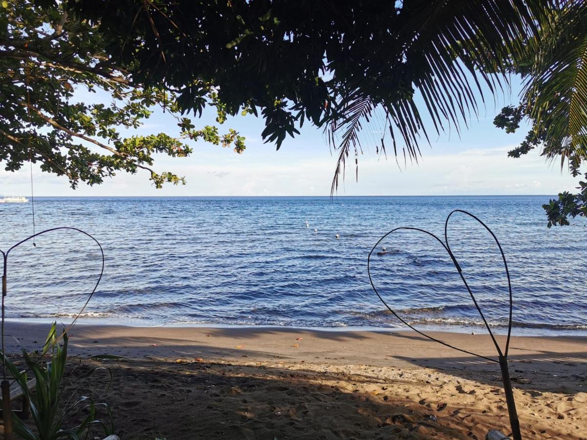 3-Bedroom Beach House at Glamping Dome Beach Resort - Housity