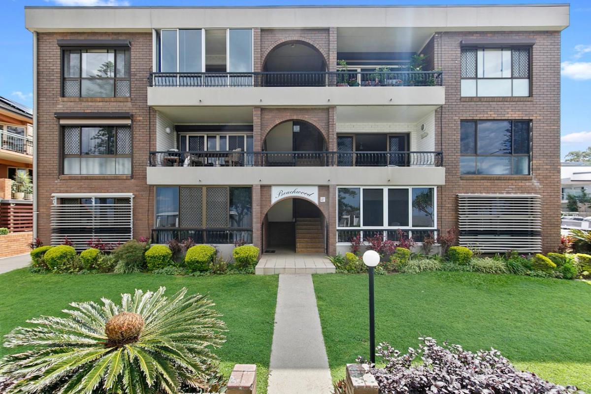Beachwood at Margate Beach - Housity