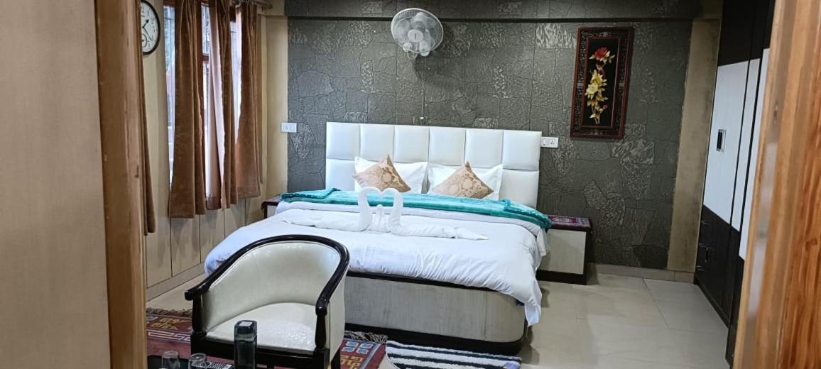 Keleston Cottage - Housity