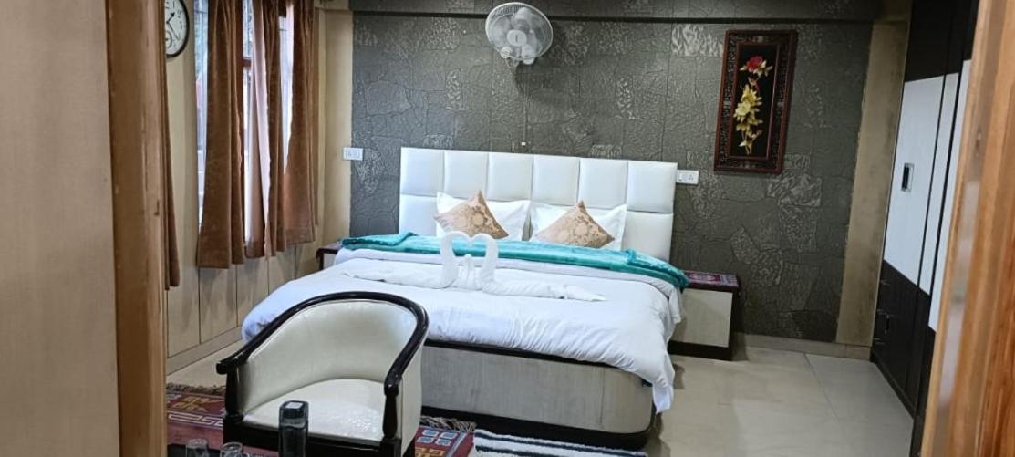 Keleston Cottage - Housity