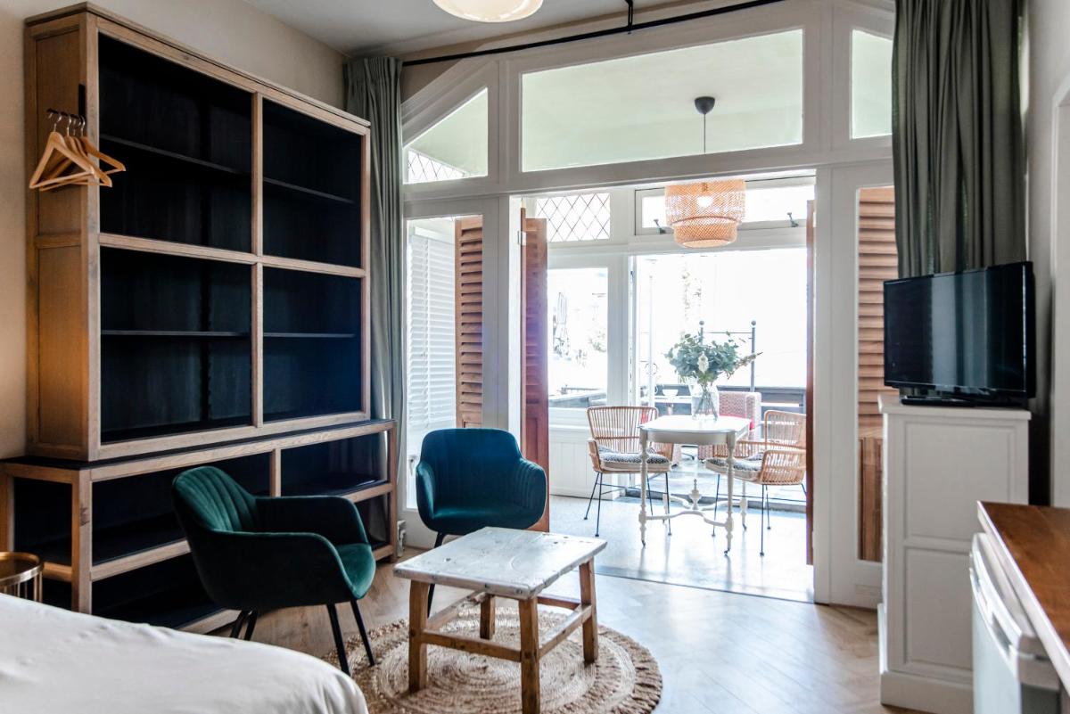 Studio Loren / Studio Fellini - Housity