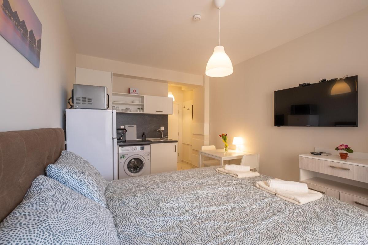 Sunny Dream Apartments - Housity