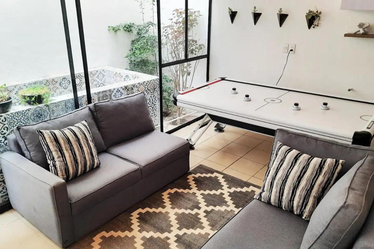 Suitetrails - Exclusive Bugambilias Lukasa Home, alberca & airhockey