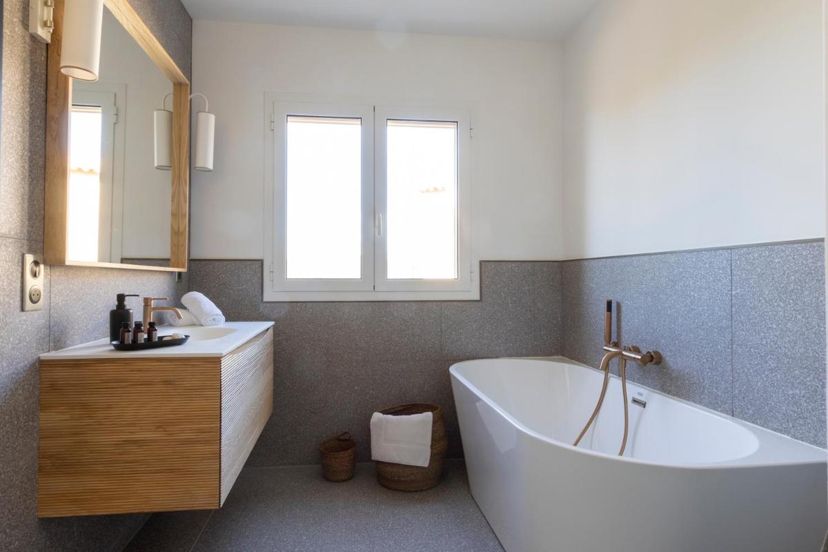 Salle de bains dans l'établissement Résidence Omigna