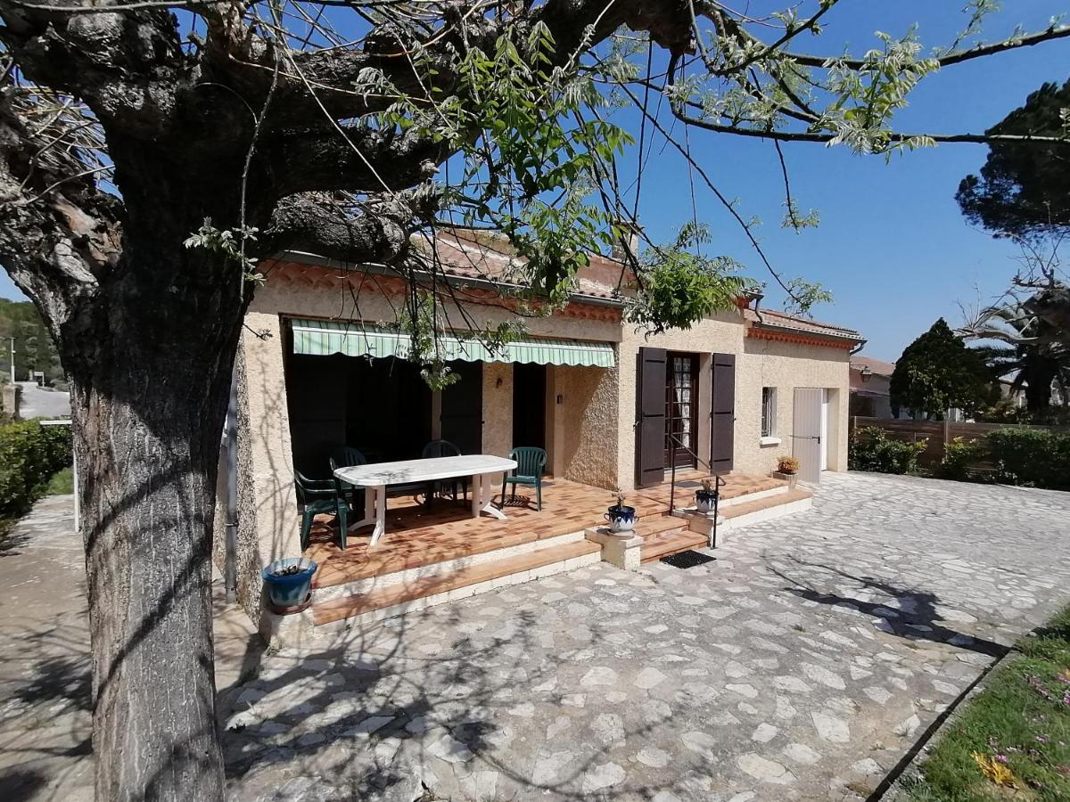 Charmante maison avec terrasse aux portes de l'Ardèche - Housity