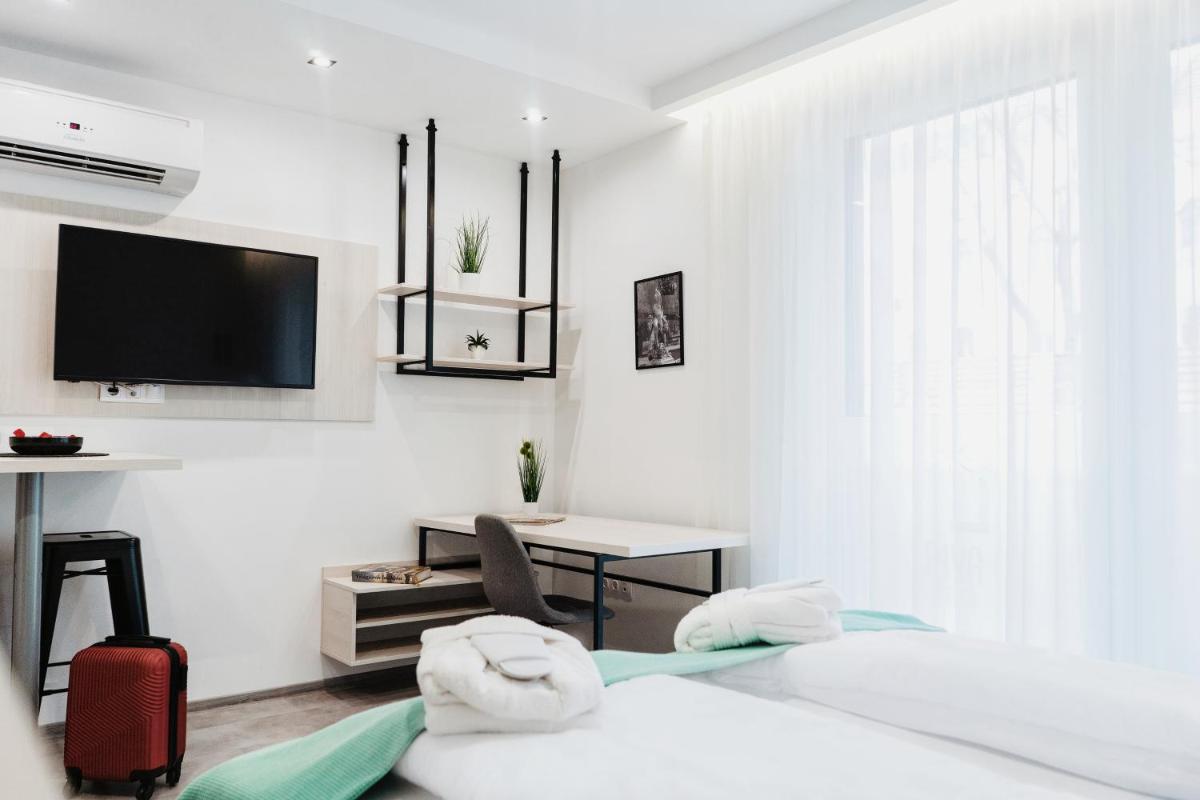 RIVA Szeged - Housity