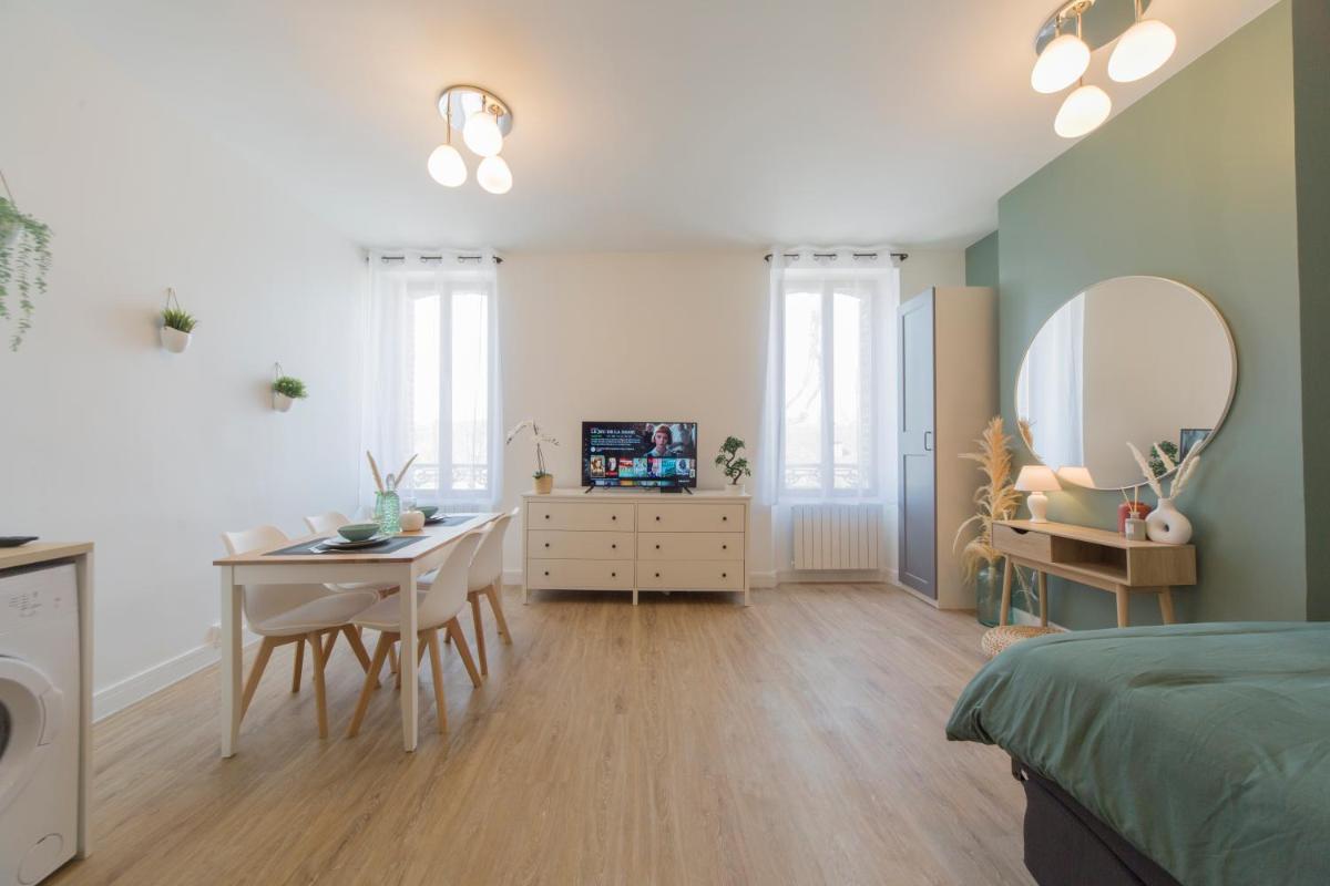 BEST KEYS - Boho Centre Ville Sens - Wifi - Housity