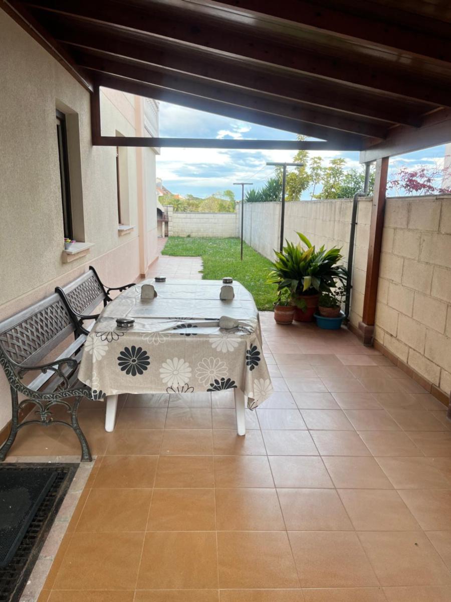 Liencres tranquilo con piscina comunitaria - Housity