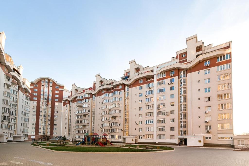 Lev Tolstoi Family Apartments - Housity