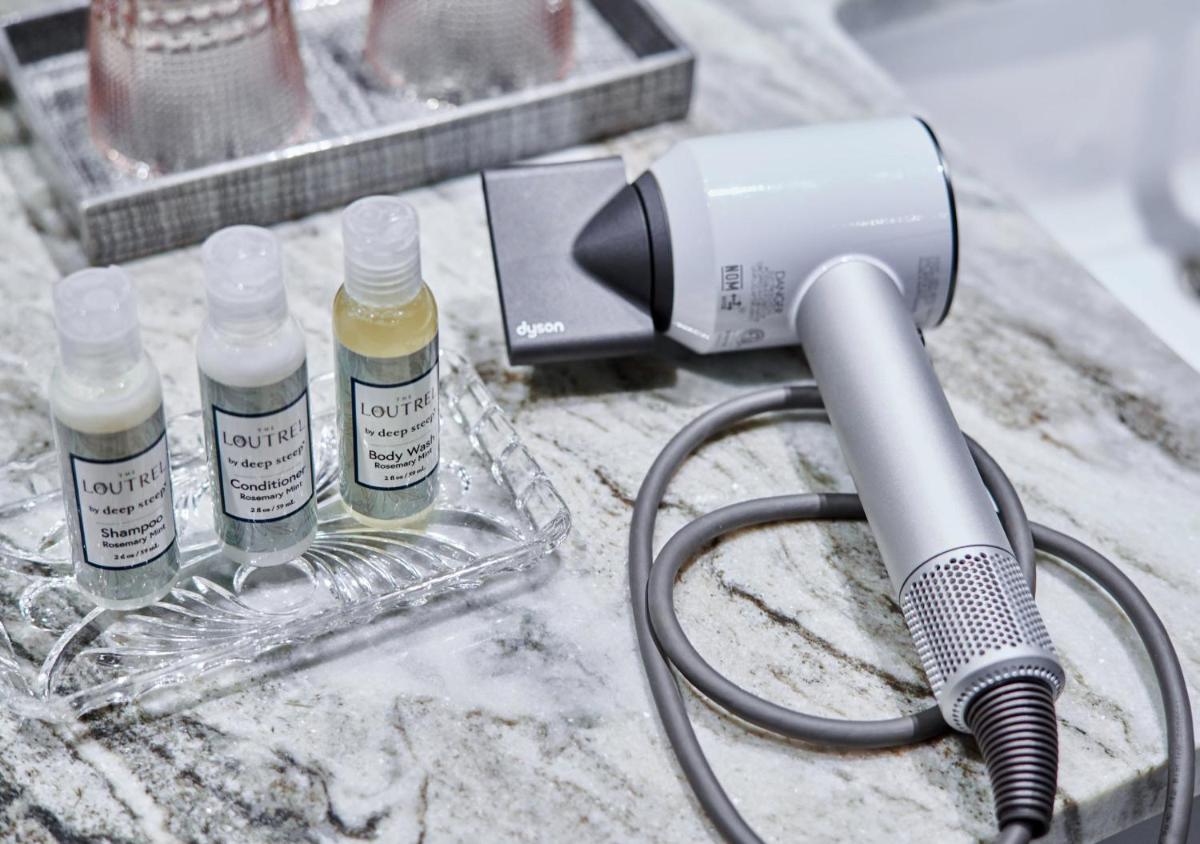 The Loutrel - Housity