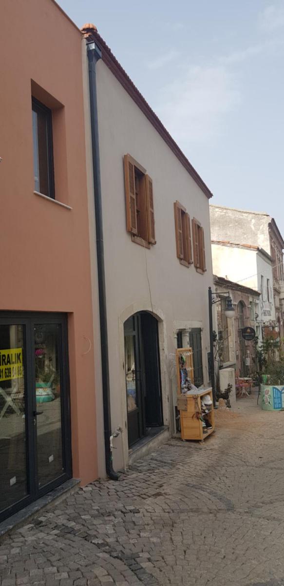 CHAKRA SUITES URLA - Housity