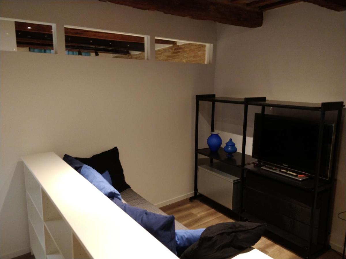 Isi GuestHouse 29 - Housity