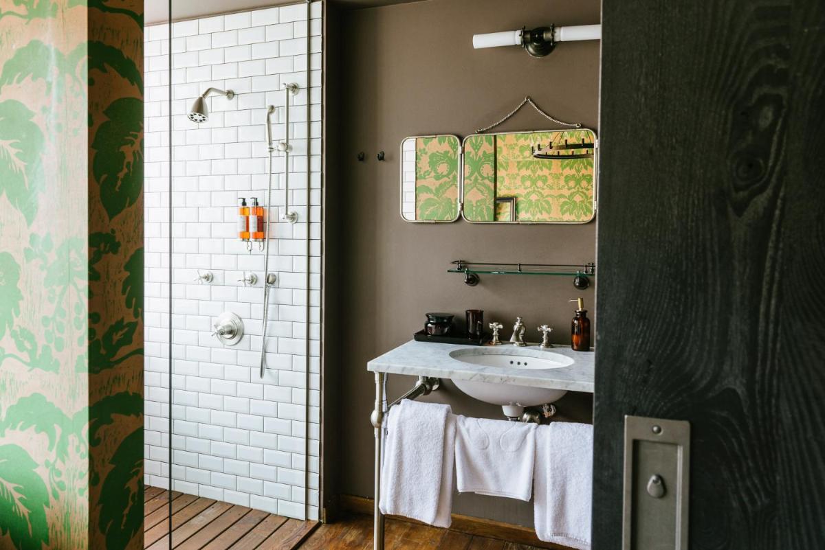 Suitetrails - Rooms Hotel Tbilisi