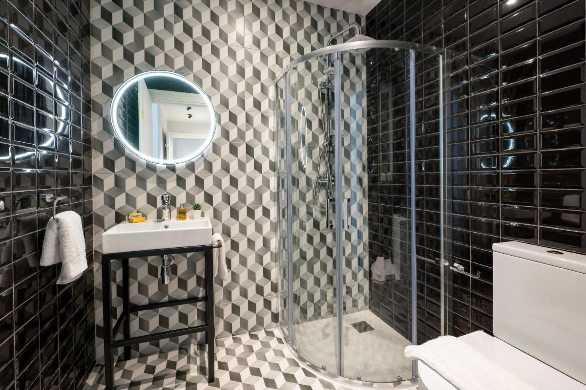 Doris Suites Sliema - Housity