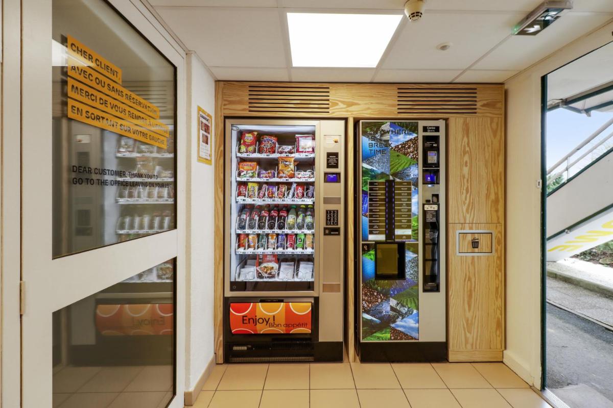 Première Classe Lille Sud Henin Beaumont - Housity