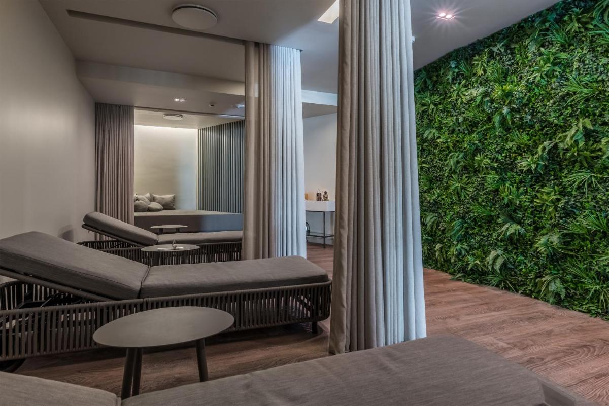 Uma área de estar em TUI Blue Gardens - Adults-only - Savoy Signature