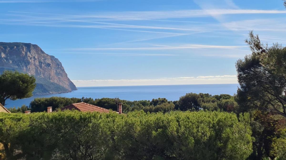 CASSIS Plage & Calanques - Housity