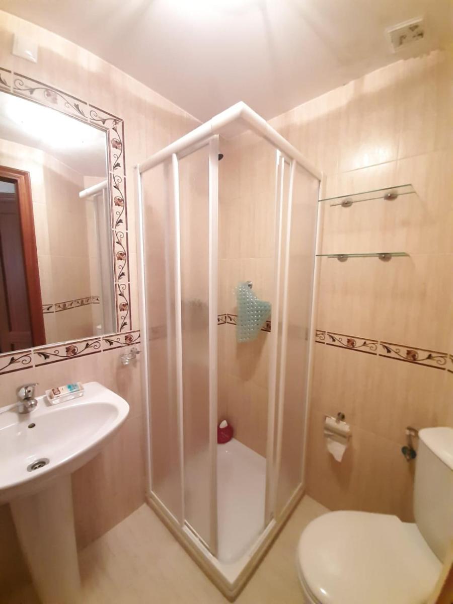 Bajo en playa grande de Miño - Housity