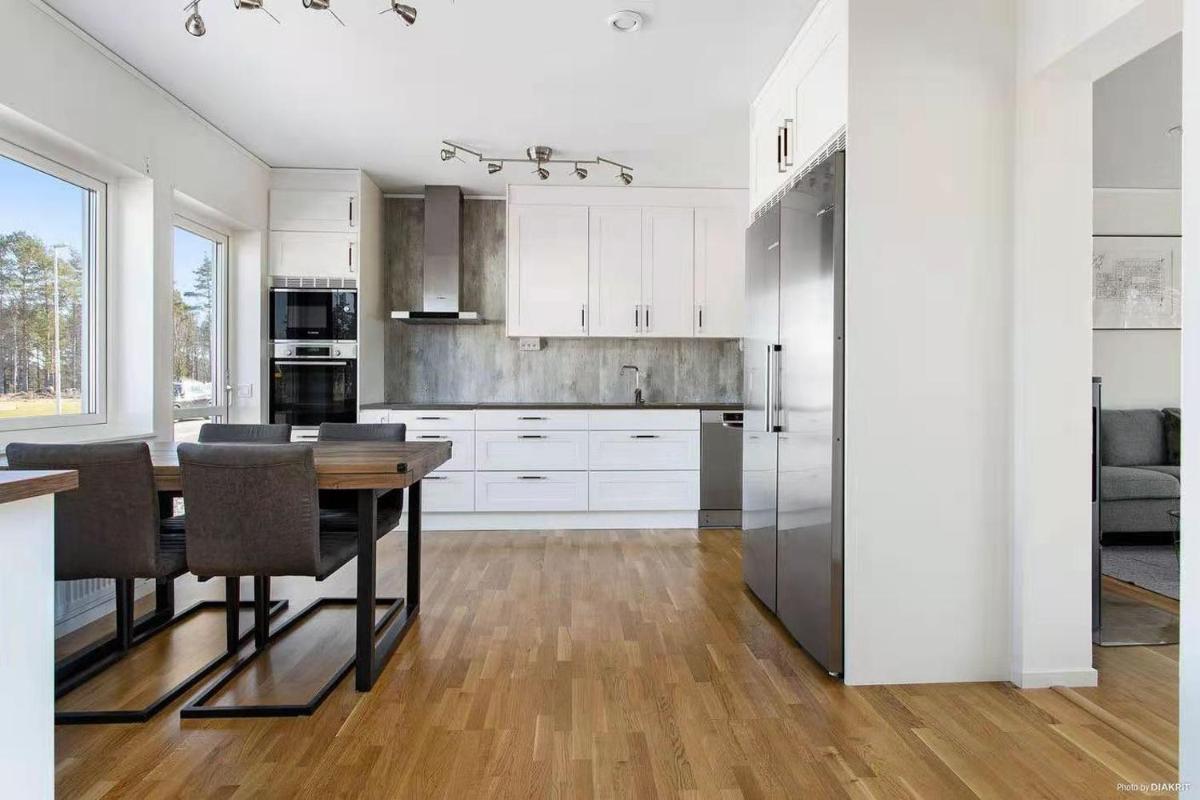 Havsnära Nybyggd Modern villa uthyres året runt! - Housity