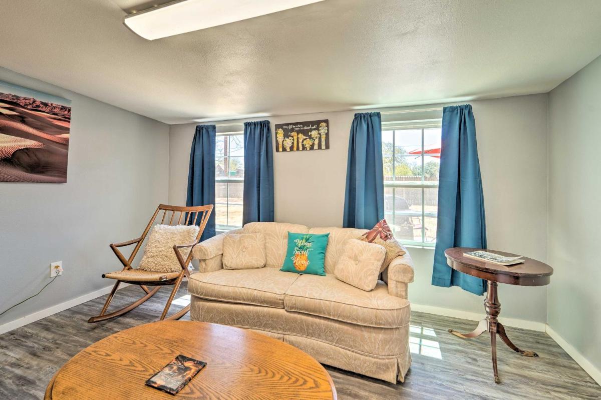 Lubbock Home Furnished Patio Less Than 5 Mi to Dtwn! - Housity