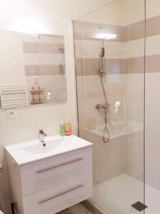 Chez Beroy - Housity