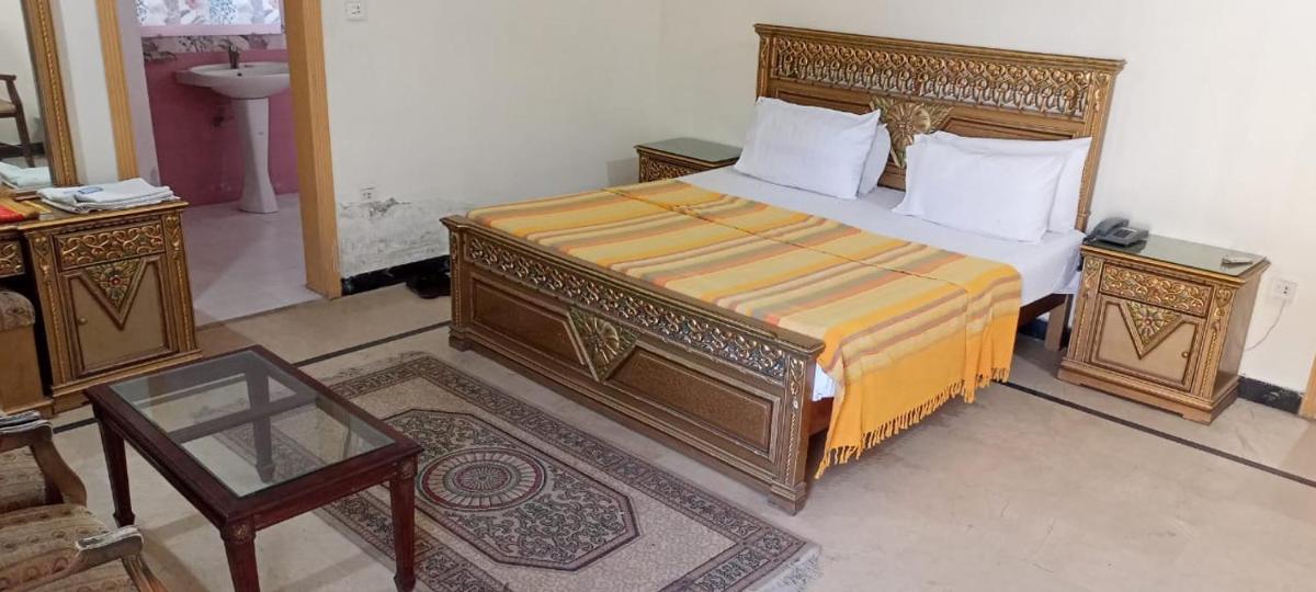 Luxury Palace Peshawar - Housity