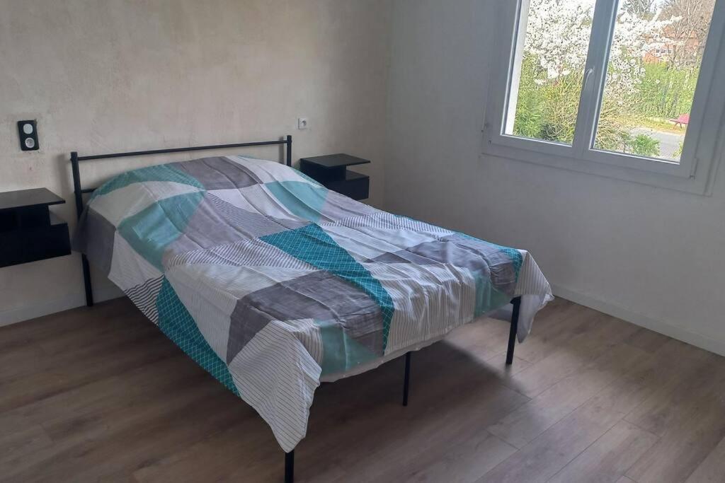 Maison spacieuse avec un terrain - Housity