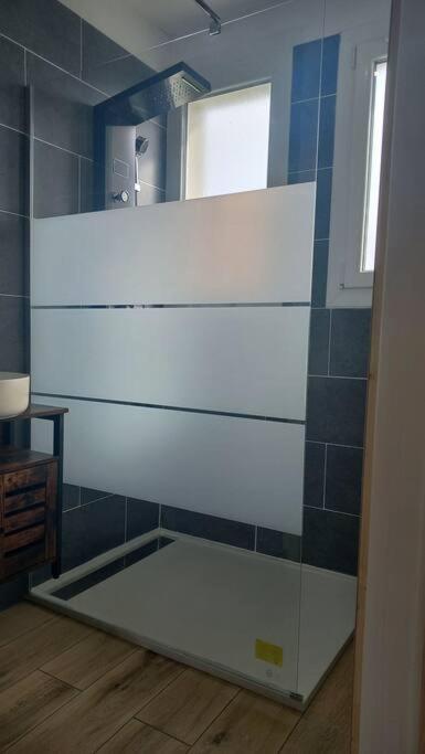 Maison spacieuse avec un terrain - Housity