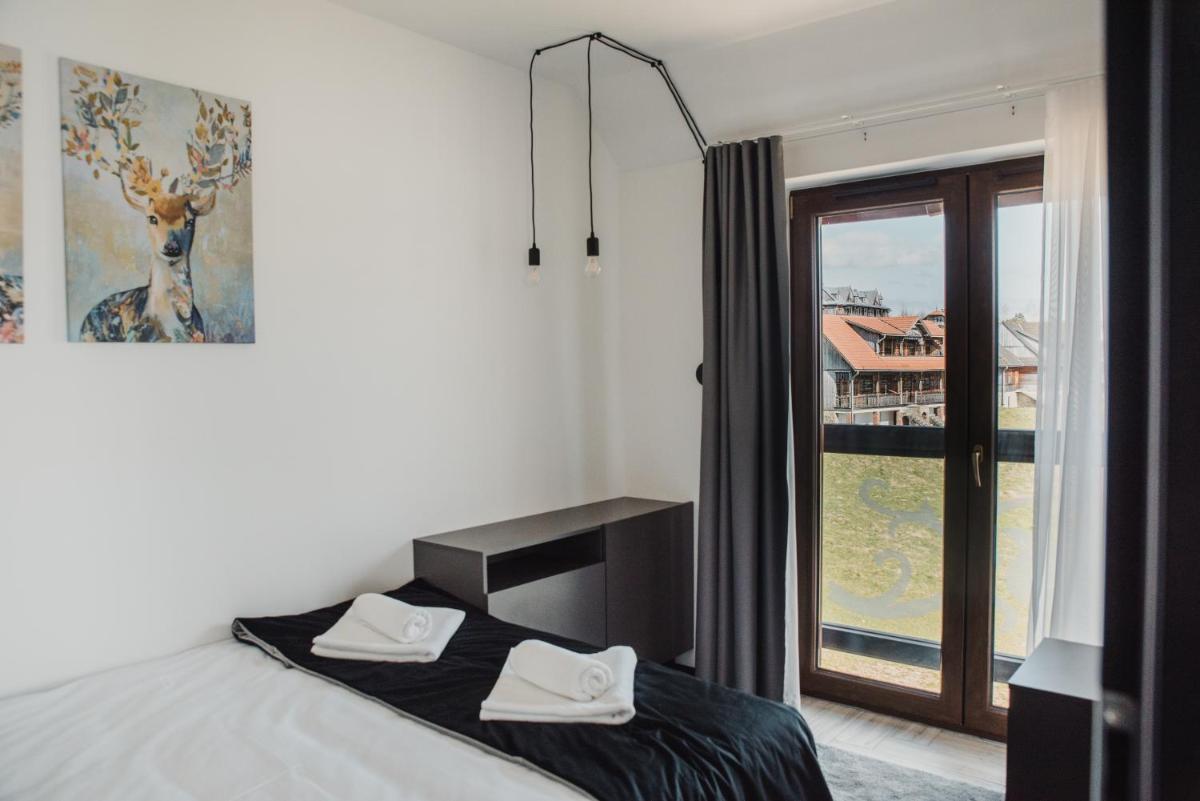 apartament Czorsztyn WIDOK - pierwsza linia brzegowa - 3 piętro - widok na jezioro - - Housity