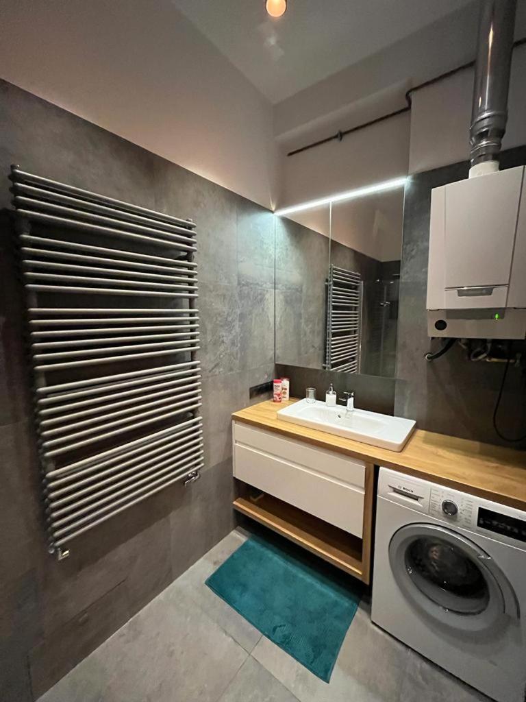 Przytulny Apartament w Centrum - Housity