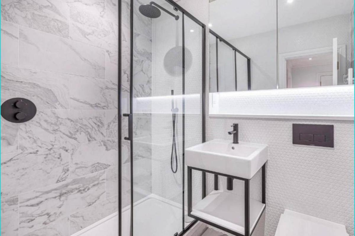 Royal Kensington in Cromwell Road - Housity