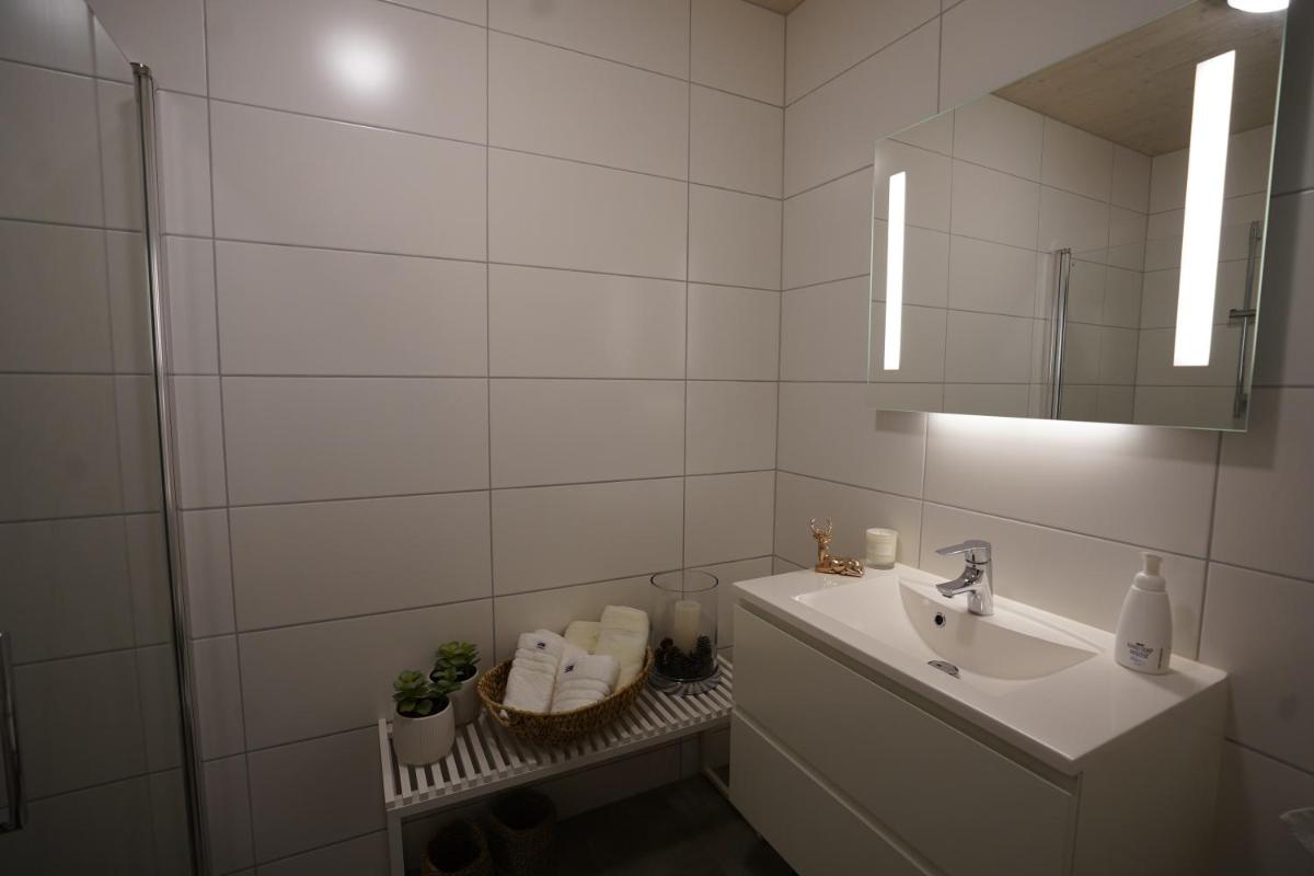 Suitetrails - Fjord View Apartment