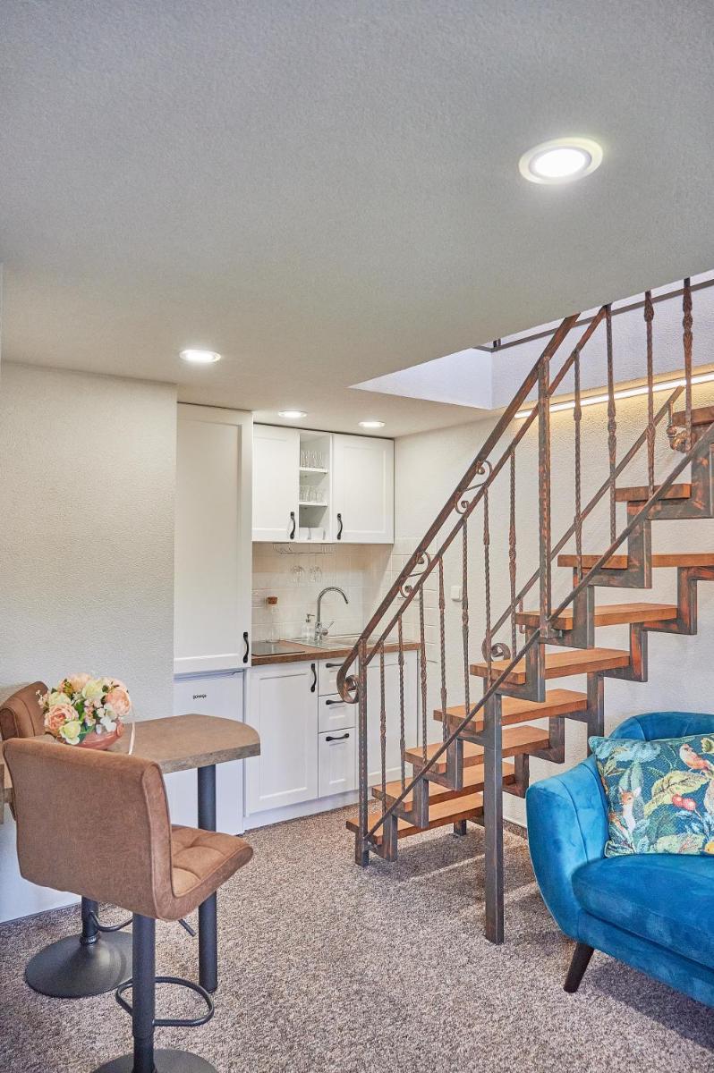"Na Skale " Apartment in center, free parking - Housity
