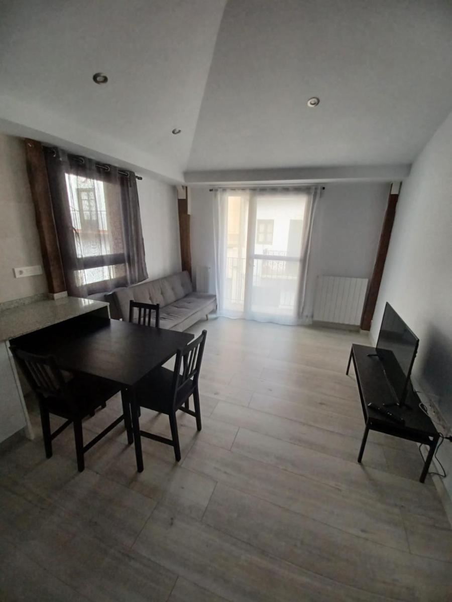 Apartamento en el Casco Histórico de Plencia - Housity