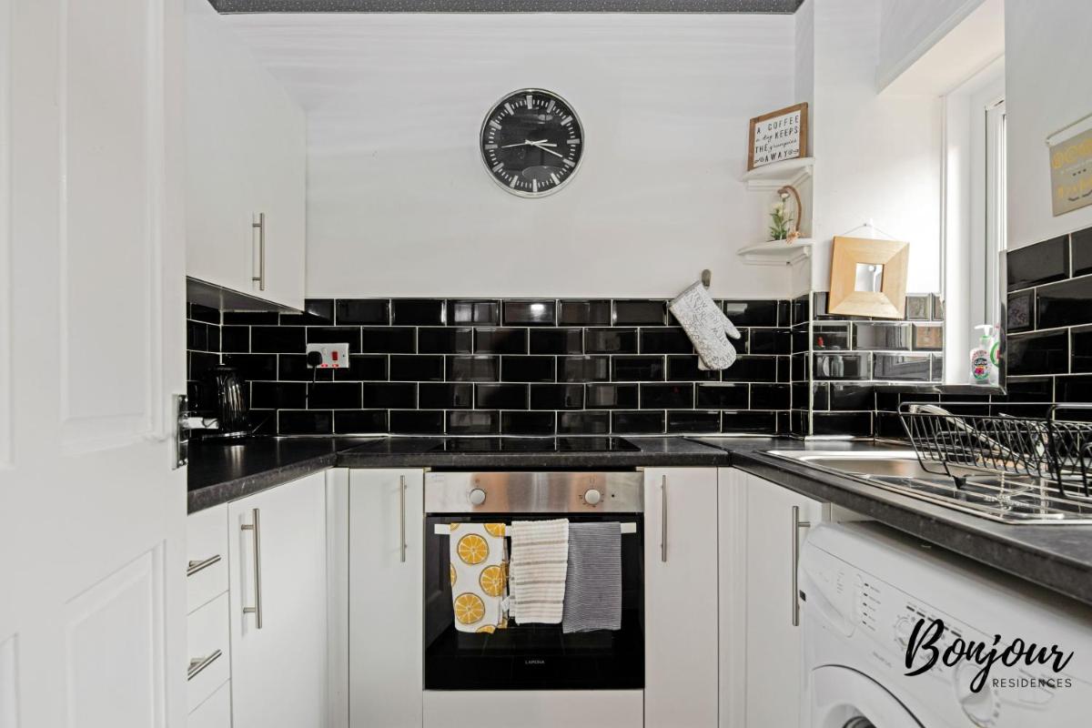 Anderston Cosy 1BR-1BA Apartment Free Parking - Housity