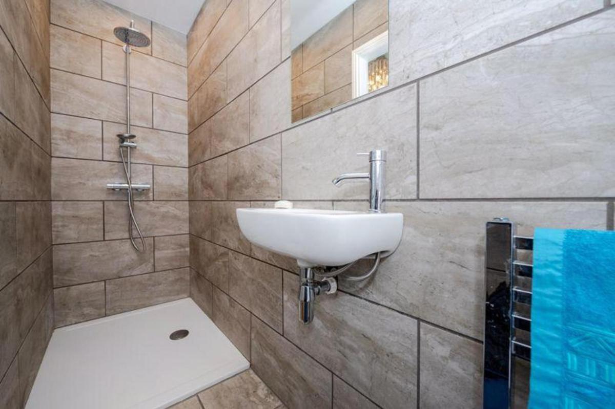 Beautiful 4Bed House Burton Waters Marina Lincoln - Housity