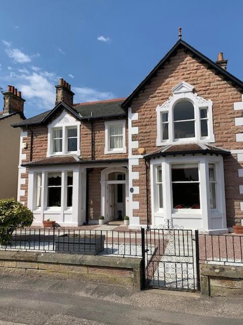 Inverglen Guest House - Housity