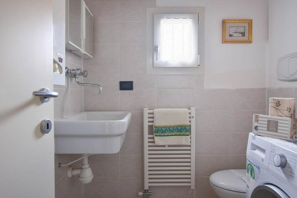 Calaone Wondeful Duplex Apartment con parcheggio x4 - Housity