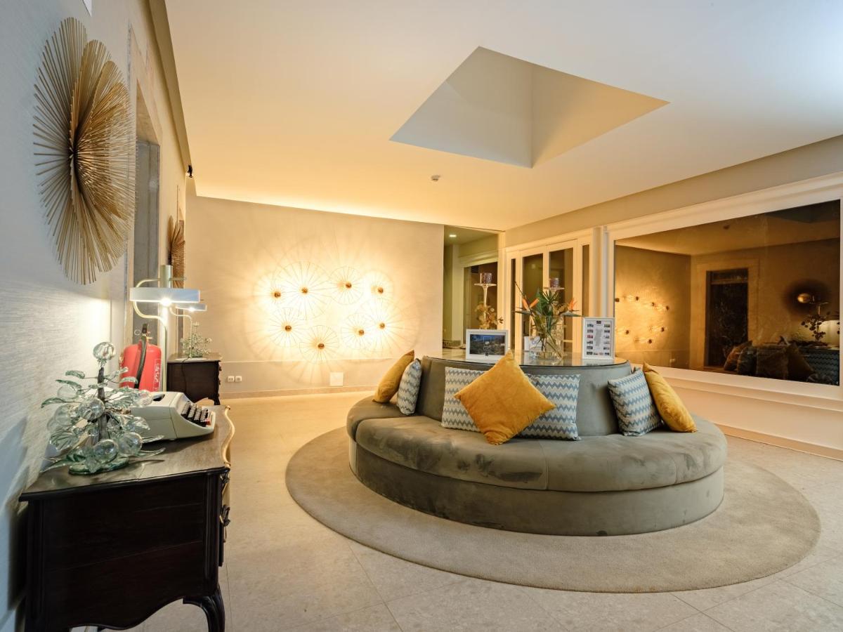Uma área de estar em Central Monchique Hotel - Villa Termal Spa Resort - by Unlock Hotels