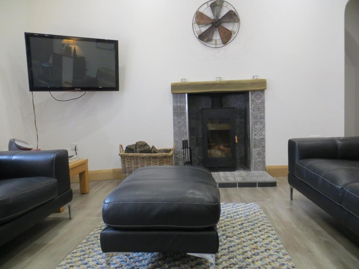 Lynnfield Hall - Housity