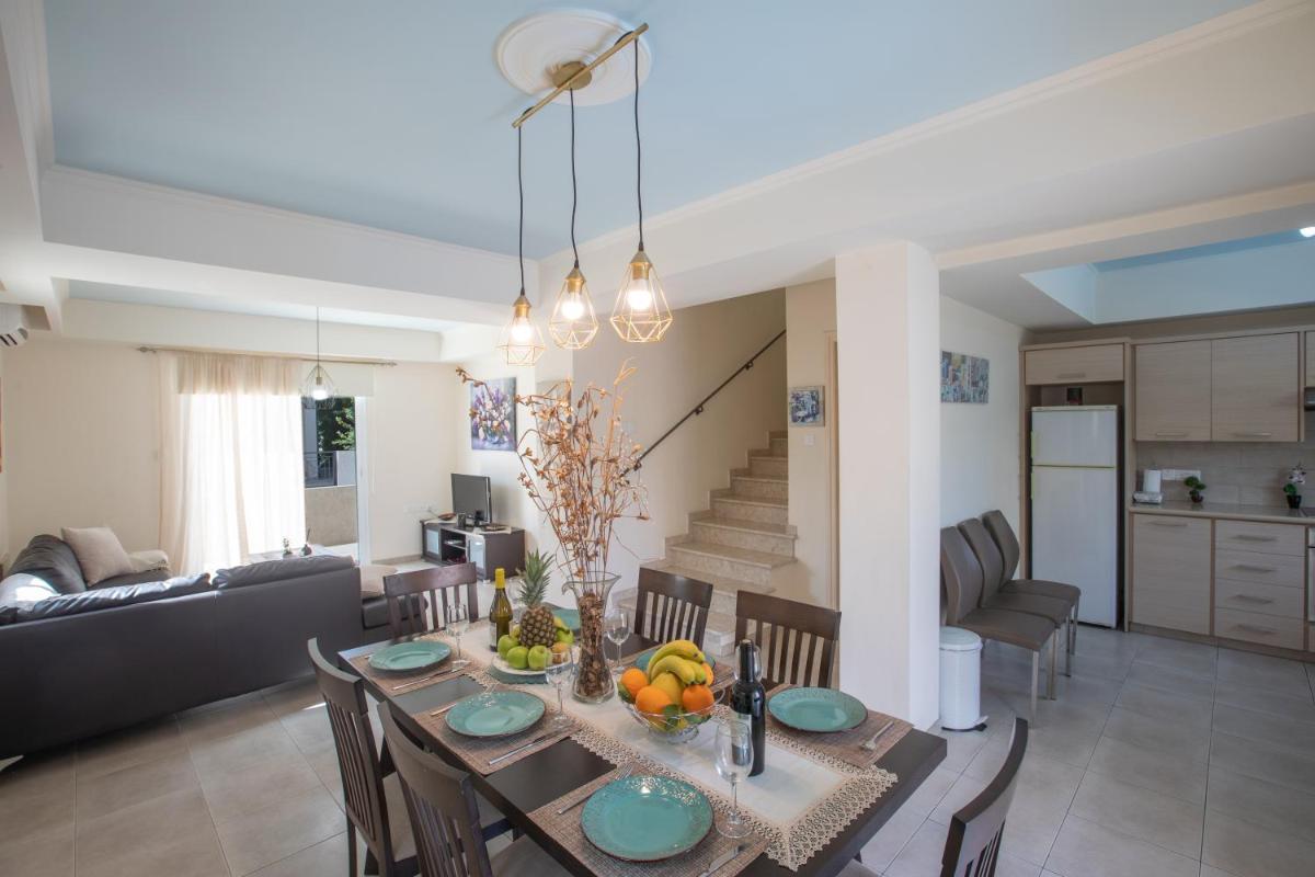 George's Lux Villa - Hizvo