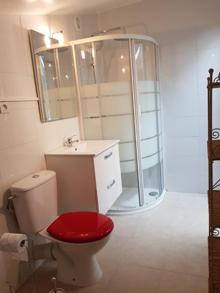 Romantic Suite - Housity