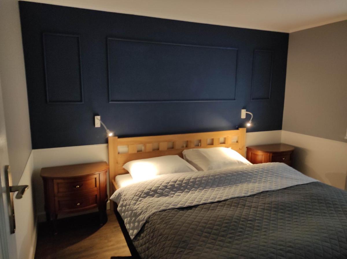 Srokowski Dwór 1 - Dom Ochmistrza - Housity