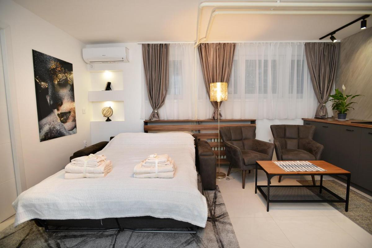 River&Bike Apartment with free electric bike - Housity
